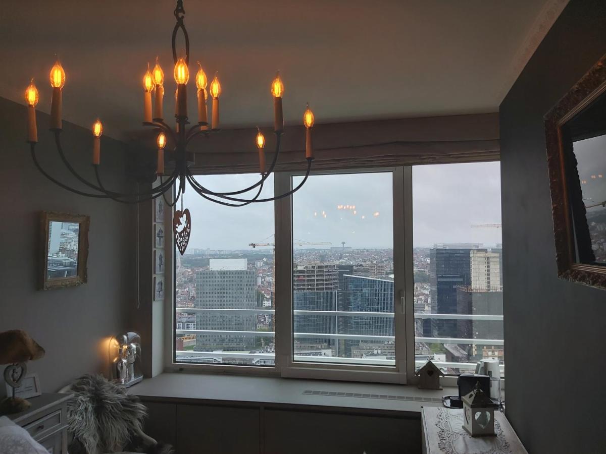 Romantic Room In Brussels Sky Exterior photo